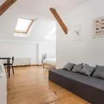 Daire Old Town Loft - 7 Bedroom - By Upstairs