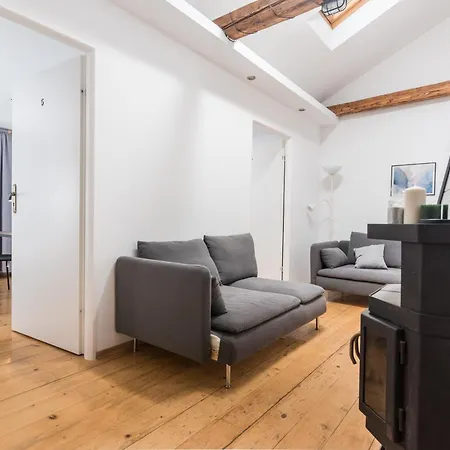 Daire Old Town Loft - 7 Bedroom - By Upstairs *