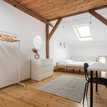 Daire Old Town Loft - 7 Bedroom - By Upstairs *