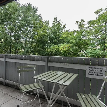 Old Town Loft - 7 Bedroom - By Upstairs